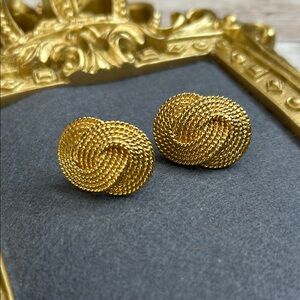 Vintage Napier gold tone textured double loop knot clip on earrings
